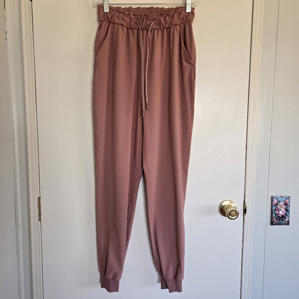 Lululemon Women's Pink Drawstring Pants Size 4